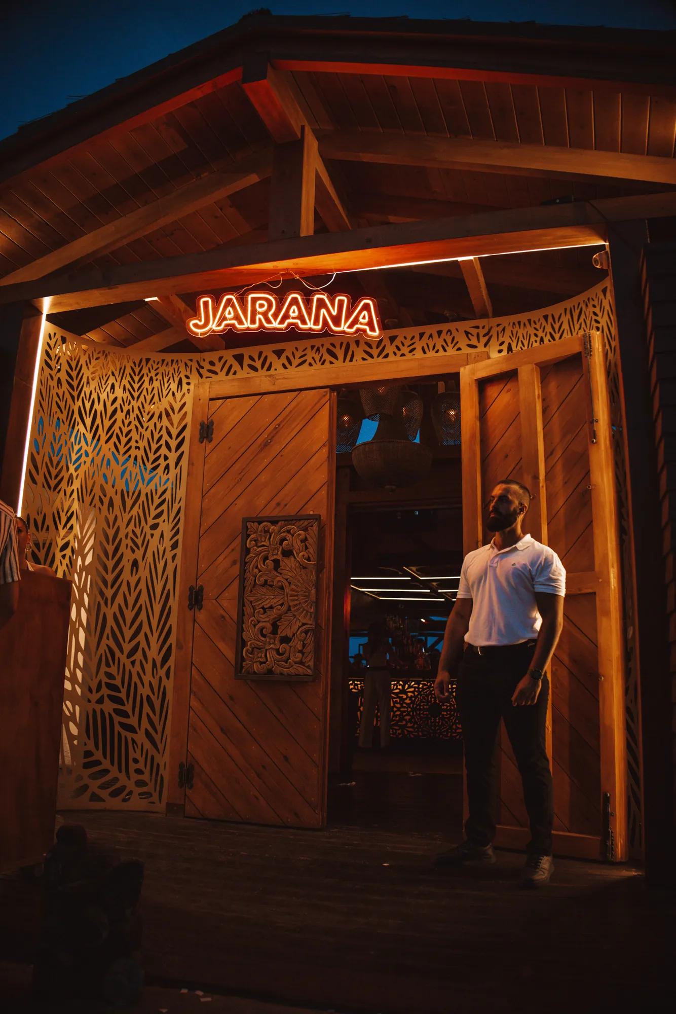 Jarana · Noche de fiesta — 6