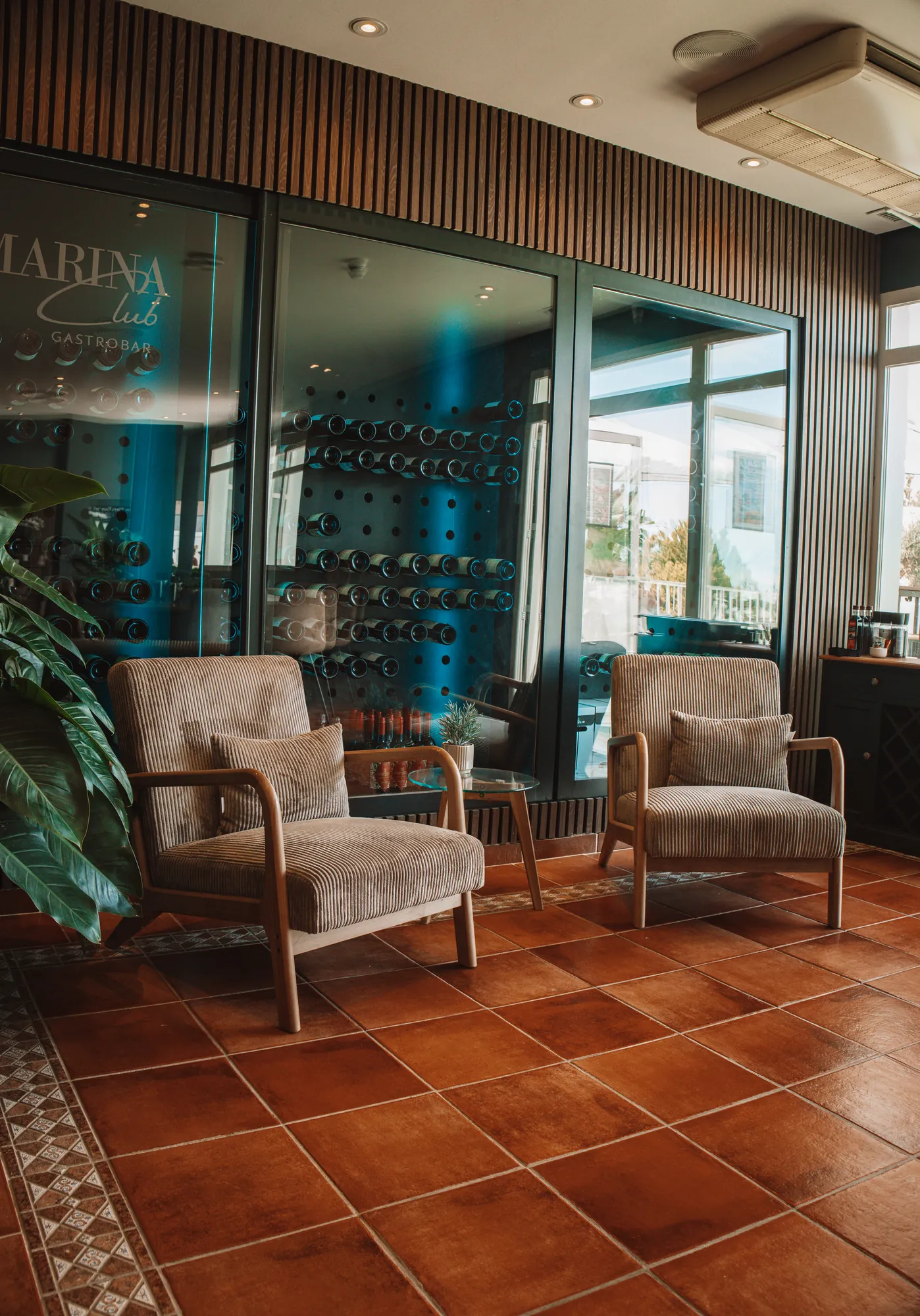 Marina Club · Interiorismo — 4