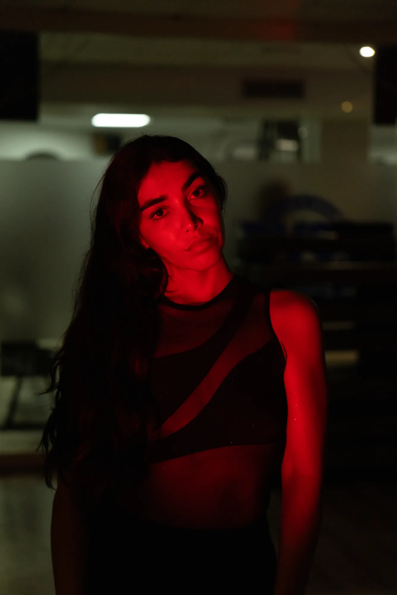Retrato en rojo — 9